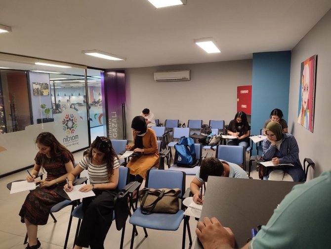 Mardin Gençlik Merkezi‘nin 275 Üyesi Üniversiteye Yerleşti