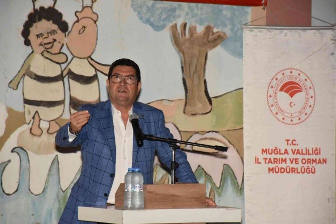 Milas’taki Çiftçilere Eğitim Veriliyor