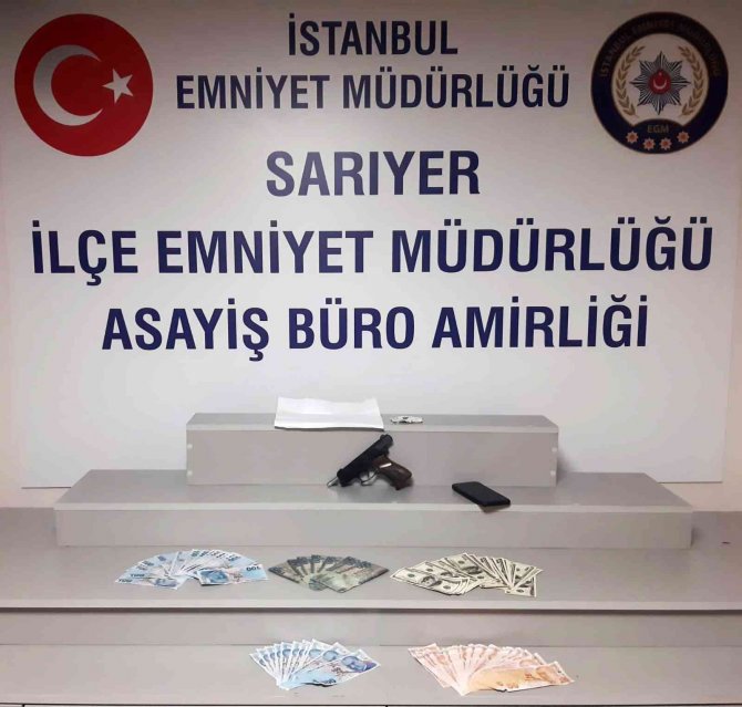 9 Suç Kaydı Bulunan Zanlı Sarıyer Asayiş Büro Amirliği Ekipleri Tarafından Yakalandı