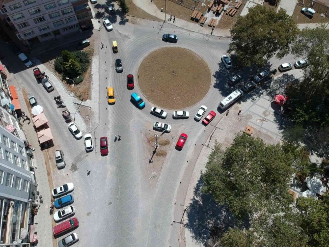 Vatandaş ’Meydan Projesi’nden Umutlu Ama İşleyişinden Memnun Değil