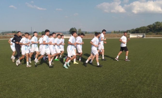 Tavşanlı Akıncılarspor Kampa Girdi
