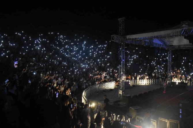 Çakal Ve Reckol Hayranları Bodrum Antik’e Sığmadı