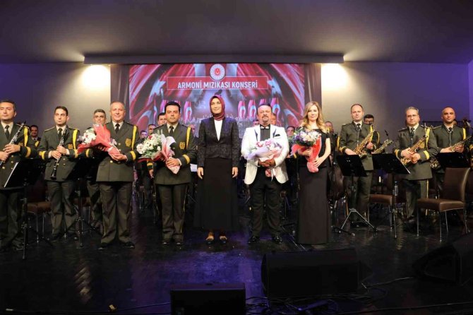 Afyonkarahisar’da Armoni Mızıkası Konser Verdi