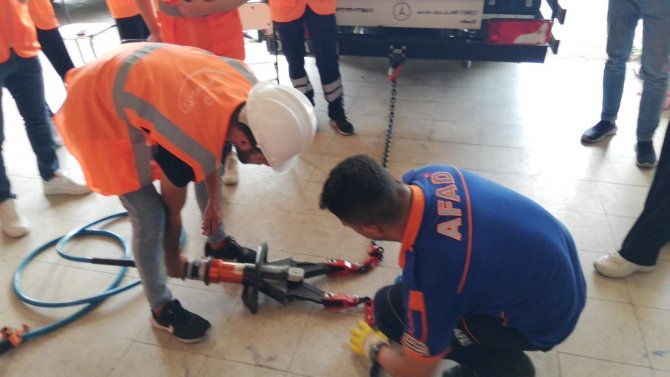 Aydın’da Afad Gönüllüleri, Afete Hazırlanıyor