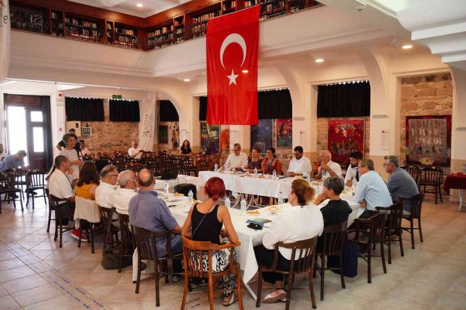 Ayvalık Unesco Sürecinde Alanında Uzman Kişilerle Buluşmalar Sürüyor