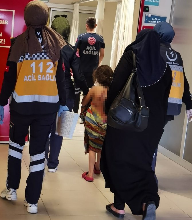 Bursa’da Bahçede Yakılan Ateşin Üzerine Düşen Çocuk Yaralandı