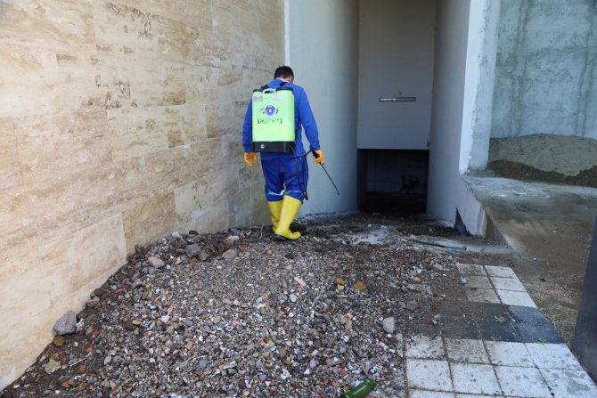 Mudanya’da Sinekle Mücadele