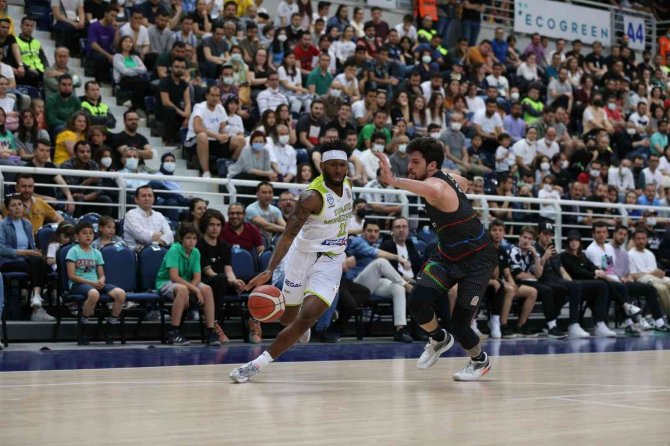 Başkan Doğan Basketbol Kulübü Yönetimiyle Buluştu