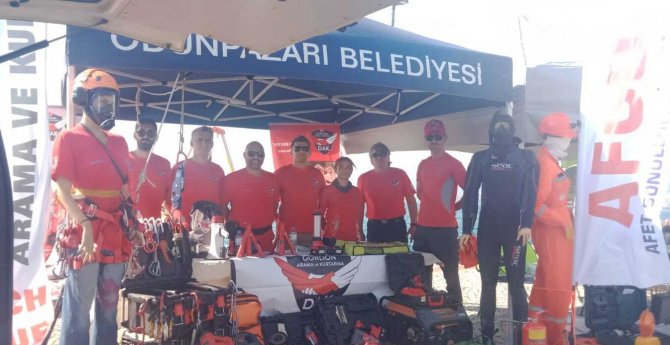 Dak, 17 Ağustos Depremi’nin 23’üncü Yıldönümü Etkinliklerinde Yer Aldı