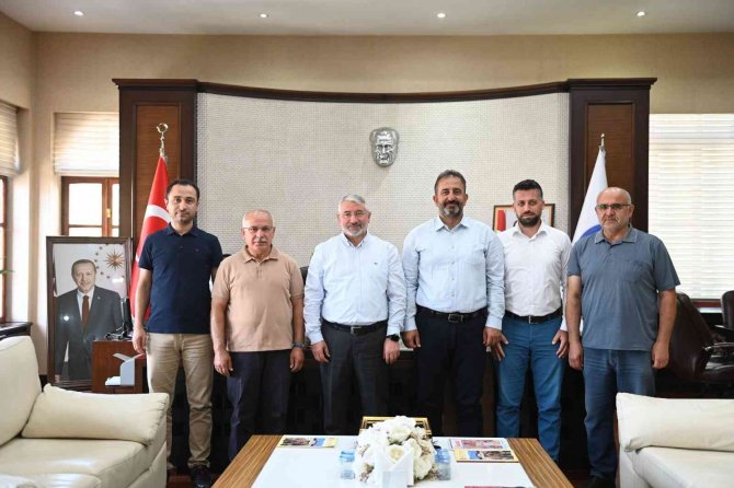 Başkan Aşgın’dan Belediye İşçilerine Müjde