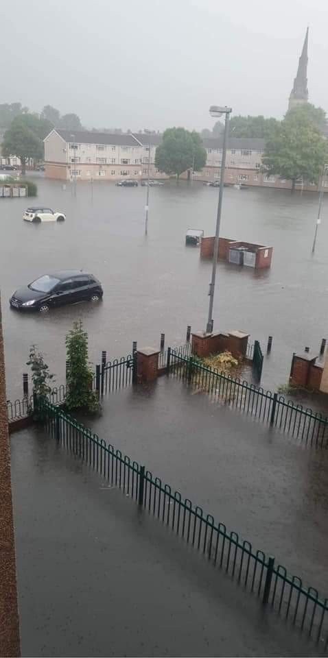 İ̇ngiltere’yi Sel Vurdu