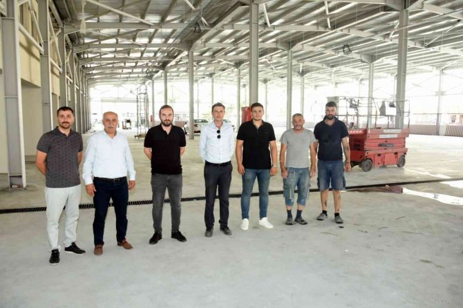 Yenişehir Kapalı Pazar Yeri Gün Sayıyor