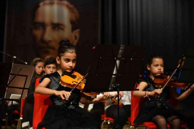 Kepez’in Senfoni Orkestrası Genç Yetenekleri Bekliyor