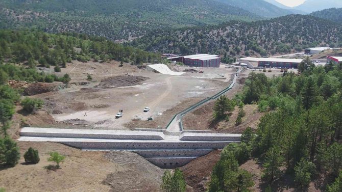 Huğu Taşkın Korumasında Sona Yaklaşıldı