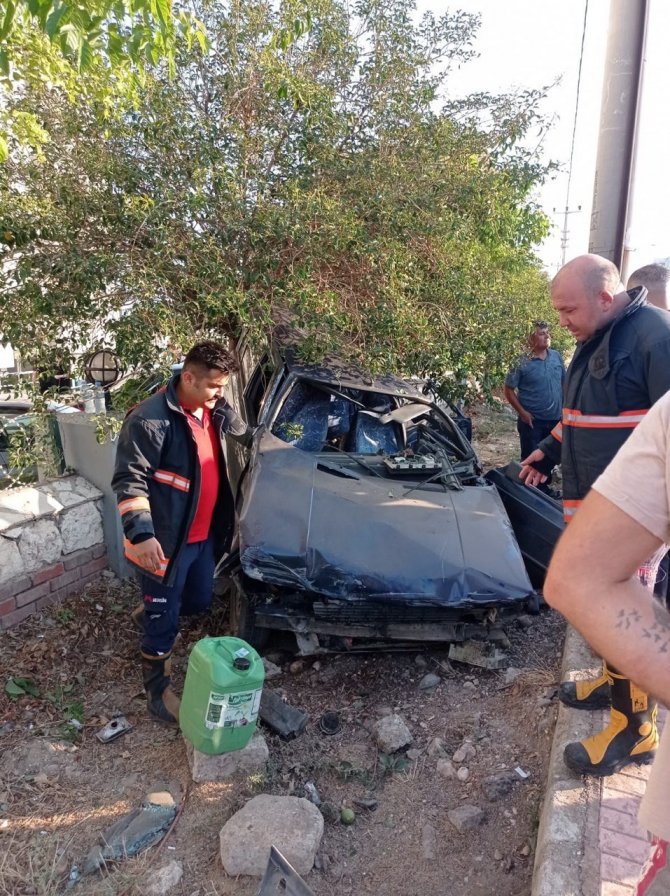 Erdemli’de Trafik Kazası: 2 Yaralı