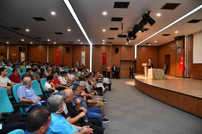 Başkan Genç: “Hakemler Toplumun Önüne Atılıyor”