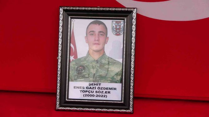 Şehit Özdemir Son Yolculuğuna Uğurlandı