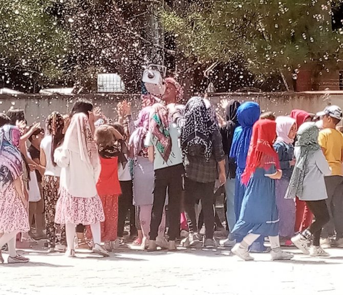 Sivaslı İçesinde Yaz Kur’an Kursları Şenlikli Bir Final Yaptı