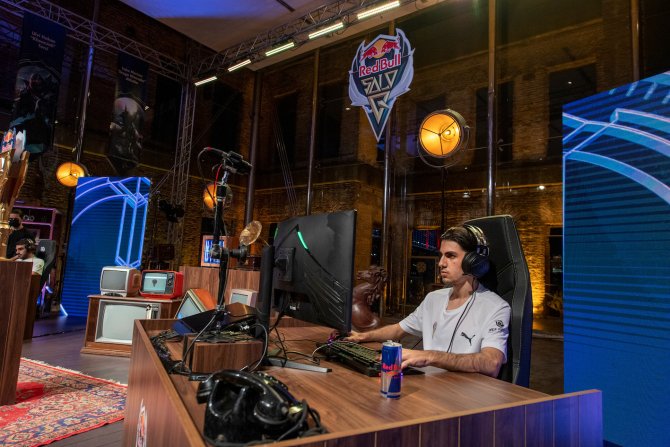 Türkiye’nin En İyi Düellocusu Red Bull Solo Q Finalinde Belli Oluyor