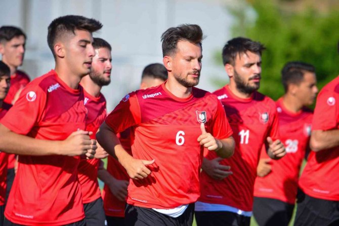Uşakspor Yeni Sezon Hazırlıklarına Hız Kesmeden Devam Etti