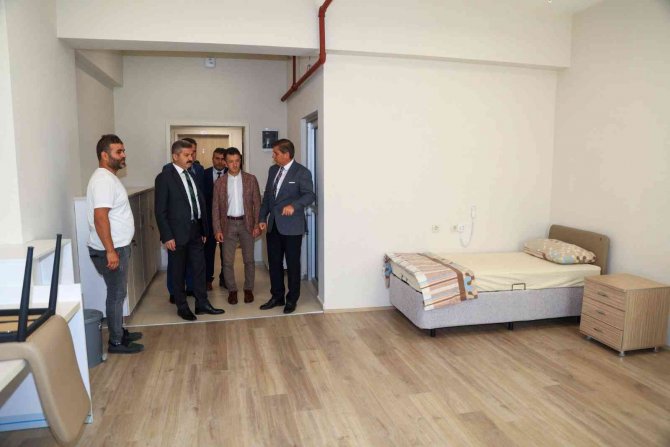 Uşak’ta Üniversite Güvenlik Ve Barınma Tedbirleri Toplantısı Gerçekleşti