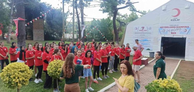 Kozanlı Öğrenciler "Yazarlık Kampı"na Katıldı