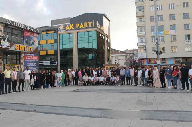 Ak Parti Çorum İ̇l Başkanı Yusuf Ahlatcı;