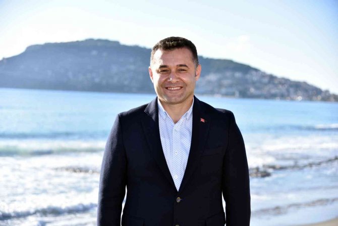 Başkan Yücel’den Ferhat Göçer Konserine Davet