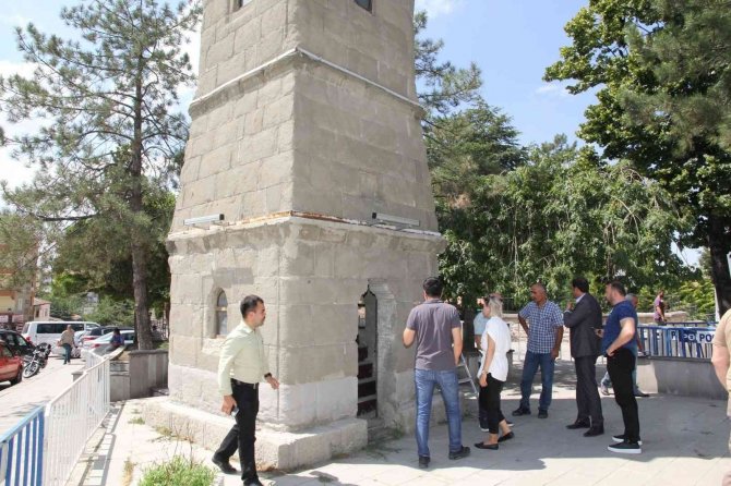 Tarihi Saat Kulesi Restore Edilecek