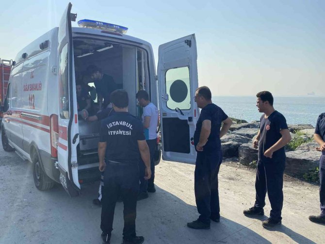 Beylikdüzü’nde Balık Tutmaya Gitti, Kayaklıklarda Mahsur Kaldı