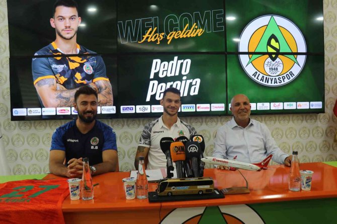 Pedro Pereira 1 Yıllığına Corendon Alanyaspor’da