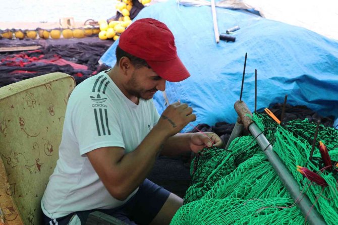1 Eylül’de ’Vira Bismillah’ Diyecek Balıkçılar Yeni Sezon İçin Hazırlıklarını Sürdürüyor