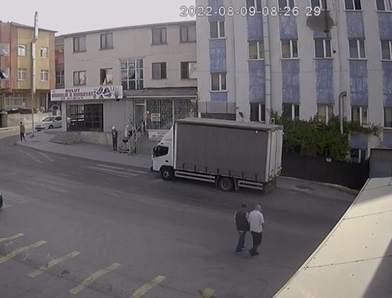 Külçe Altın Görünümlü Çakmağı 5 Bin Liraya Sattılar