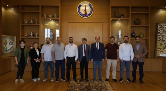 Dpü Erasmus Projelerinde Büyük Başarı Elde Etti