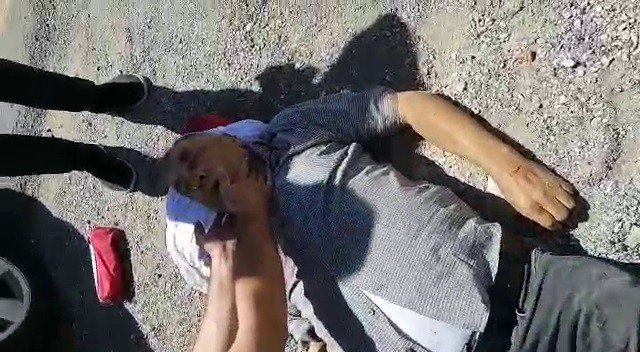 İ̇ki Otomobil Kafa Kafaya Çarpıştı: 4 Yaralı