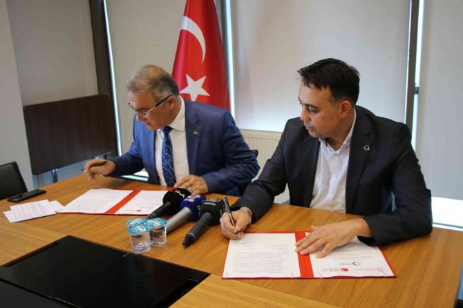 Türkiye’de Bir İlk: Yatak Üretiminde Kalifiye Eleman Yetiştirilecek