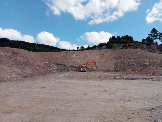 Atış Poligonunun Zemini Yenileniyor