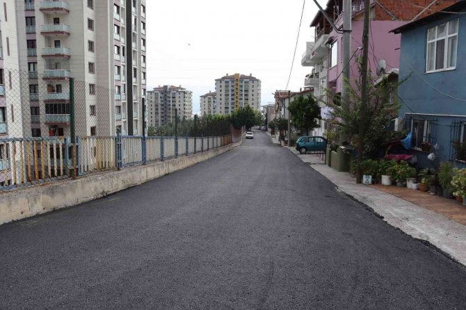 Palandöken Sokak Yeni Asfaltına Kavuştu