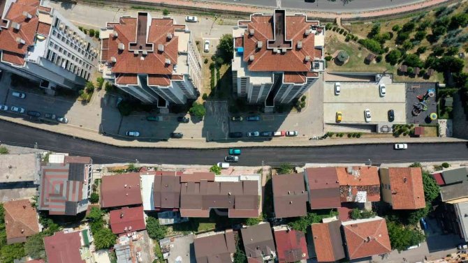 Palandöken Sokak Yeni Asfaltına Kavuştu