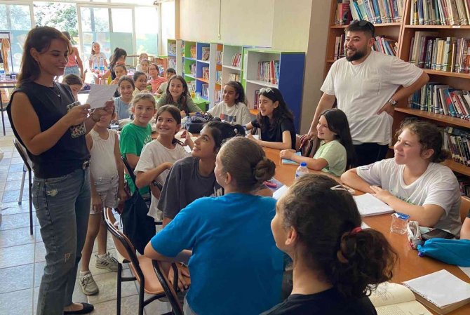 Koçarlı’da ’Kütüphanede Dünya Var’ Hayata Geçirildi