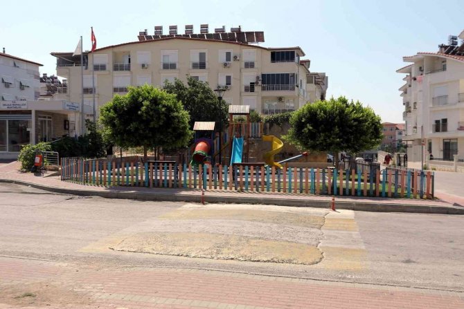 Manavgat Belediyesinden Park Atağı