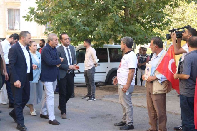 Evlat Nöbeti Çalıştayı Bildirgesi: “Dünyada İlk Defa Kadın Hareketlerinden Biri Terörizme Karşı Direnç Gösterdi Ve Başarılı Oldu”