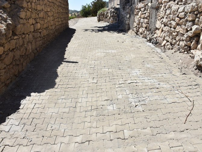 Sason’da Köy İçleri Kilitli Parke İle Döşendi