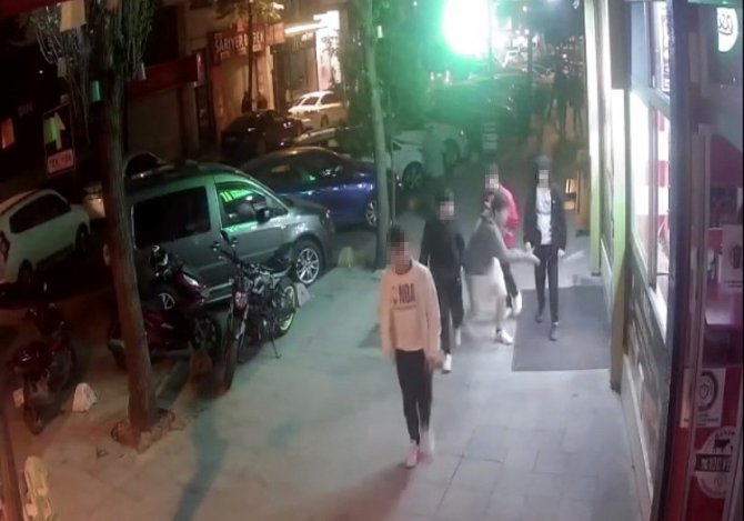İ̇şlettikleri Çiğköfteciye Torpil Atan Çocukları Yakalayıp Zorla Depoya Kapatan İş Yeri Sahiplerine İstenen Ceza Belli Oldu