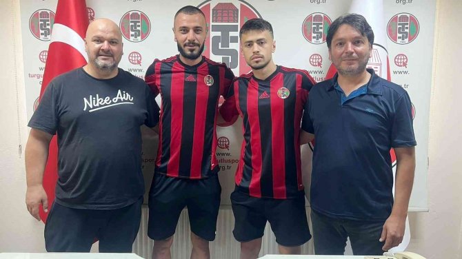 Turgutluspor’da Çifte İmza
