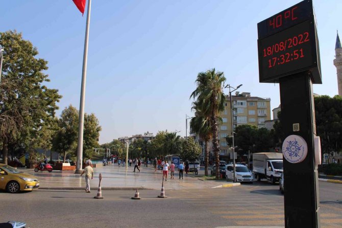 Aydın’da Akşam Üzeri Termometreyi Görenler Şaştı