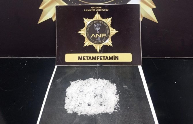 Polis Uyuşturucu Tacirlerine Göz Açtırmıyor