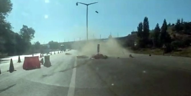 Ankara’da Kamyon Sürücüsü Adeta Trafik Terörü Estirdi