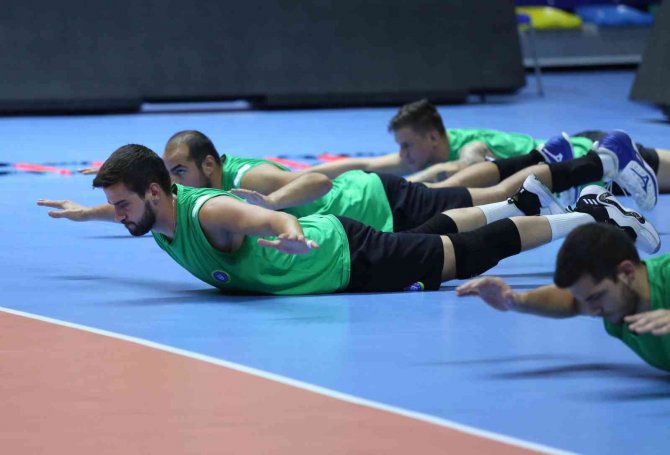 Bursa Büyükşehir Belediyespor Erkek Voleybol Takımı Yeni Sezon Hazırlıklarına Devam Ediyor