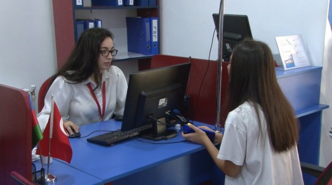 Azerbaycanlı Öğrenciler Anadolu Üniversitesi Açıköğretim Fakültesi Yaz Okulu Sınavlarına Hazırlanıyor